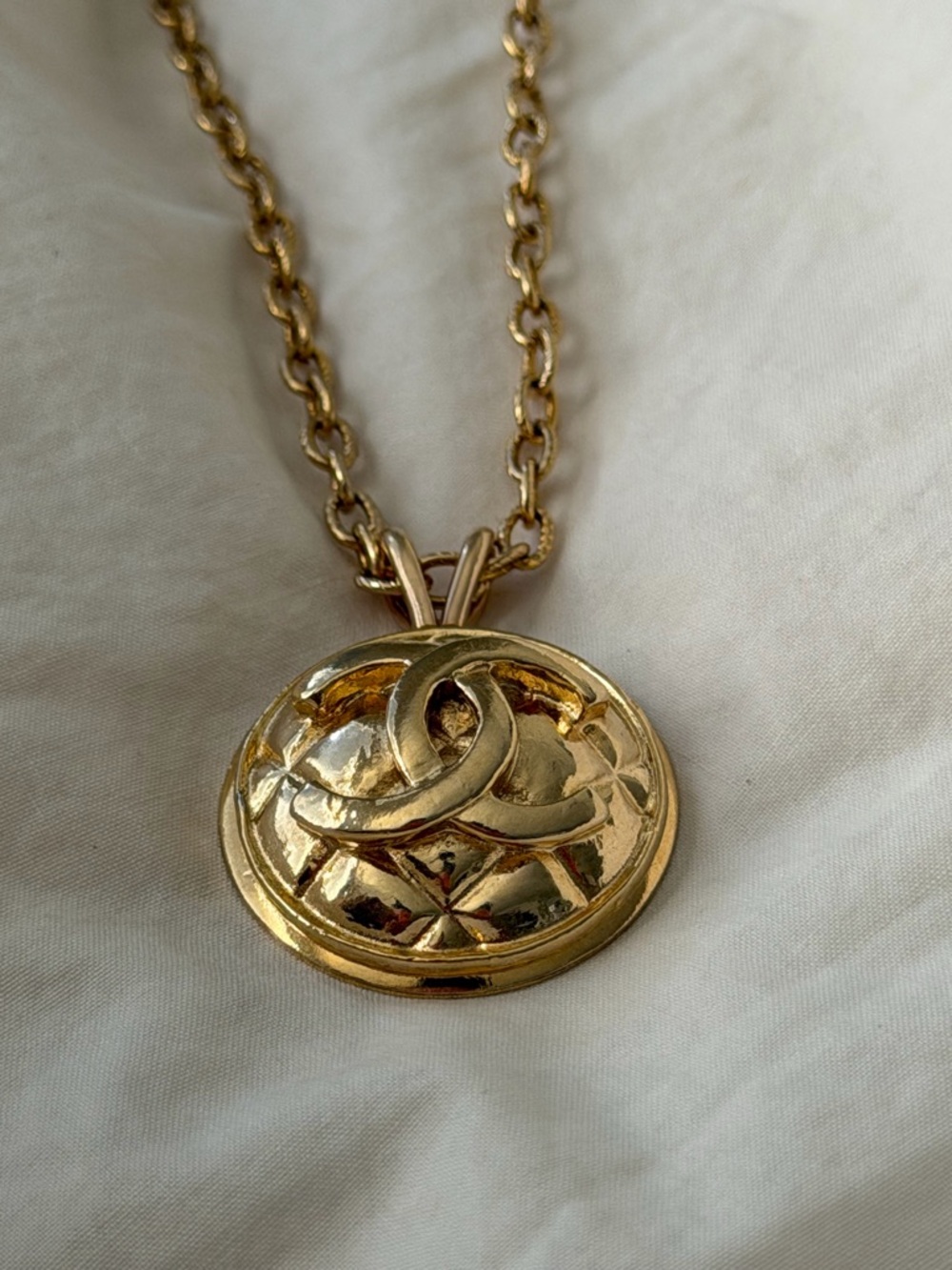 Vintage Gold-Tone Chanel Interlocking CC Pendant Necklace - Picture 8 of 17